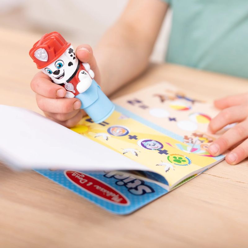 Sticker WOW! Książeczka z naklejkami, Psi Patrol Marshall