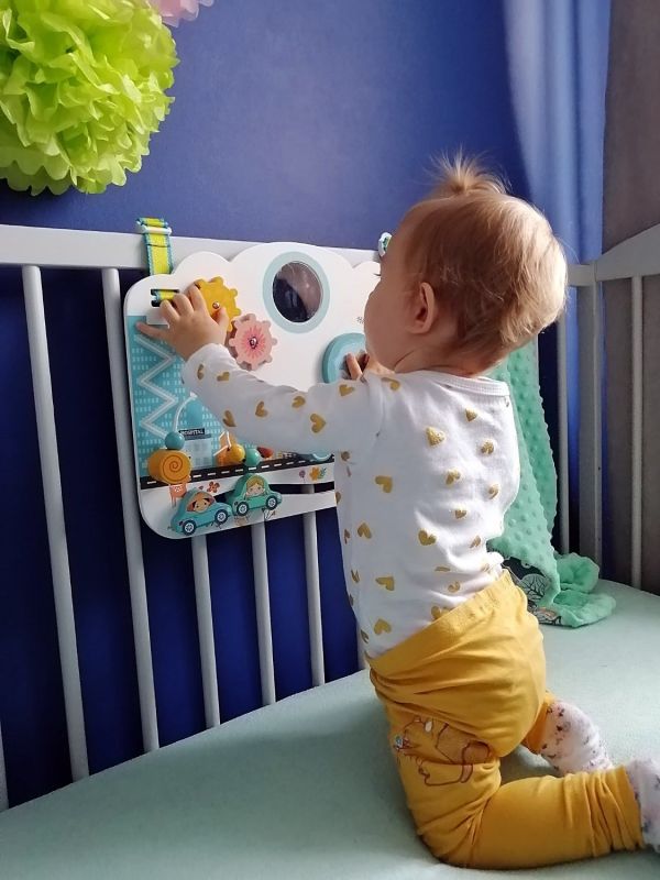 Tablica aktywności dla malucha Adam Toys