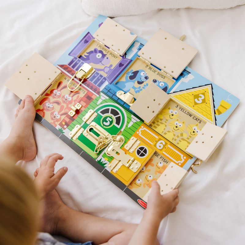 Tablica MANIPULACYJNA ZAMKI I LICZBY Melissa and Doug